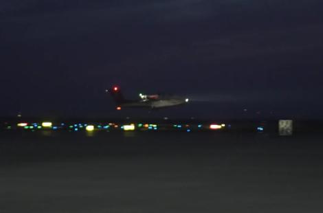 國產水陸兩棲飛機AG600成功完成首次夜航飛行試驗