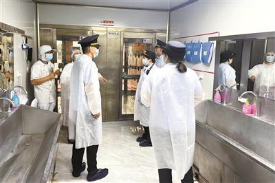 石景山開展中小學校園食品安全抽查