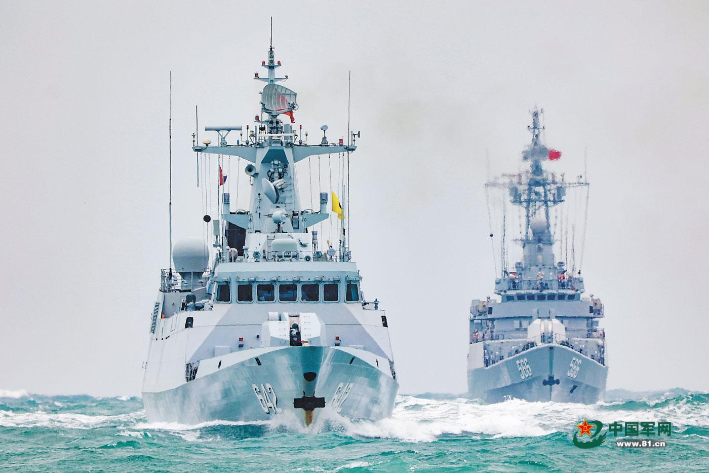 海軍某護衛艦支隊組織艦艇編隊開展多科目實戰化訓練