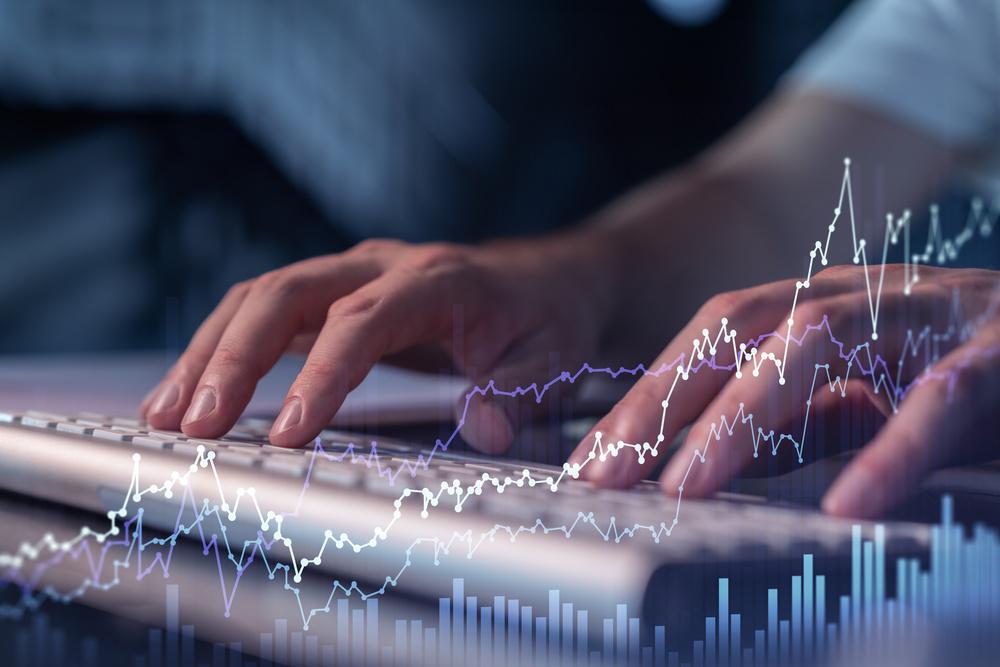 環球財訊：AI相關企業股價上漲，戴爾科技創股價新高