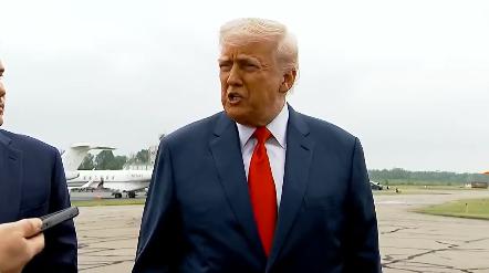 抗議升級！美媒：特朗普表示不排除將現役海軍陸戰隊派往加州
