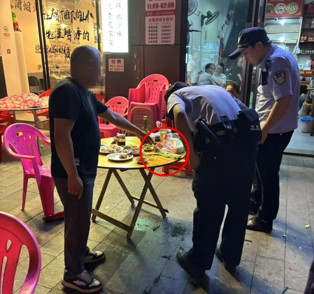 天降萵筍！長沙兩男子喫宵夜遭遇高空拋物砸到餐桌上，誰扔的？誰擔責？