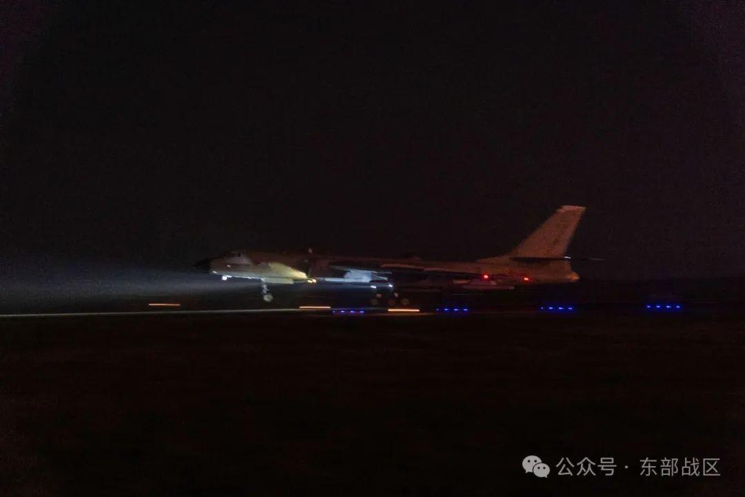 東部戰區空軍某場站組織下半夜飛行保障訓練