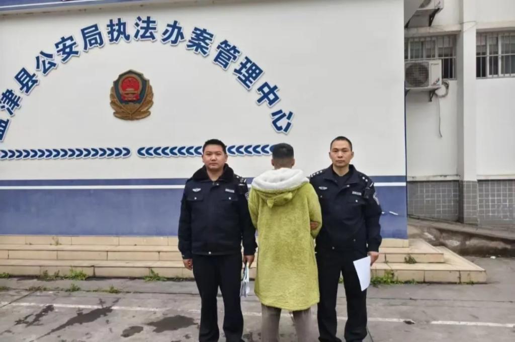 雲南兩男子手機招嫖被騙後報警：嫌疑人系男性僞裝，已被刑拘