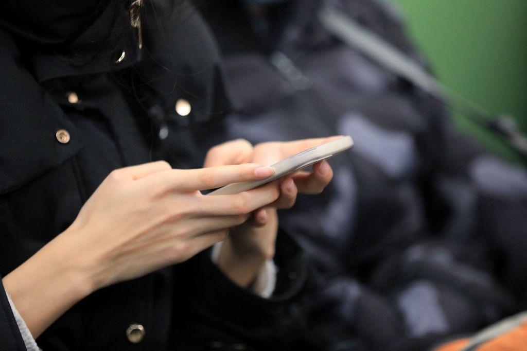 報告：華爲強勢迴歸，蘋果iPhone在中國銷量下滑19%