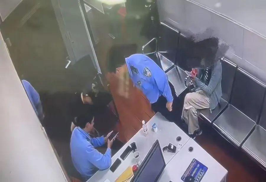 “我錢沒有了！”上海阿姨急哭……已有多人中招，150多萬元險被轉走！近期此類騙局多發