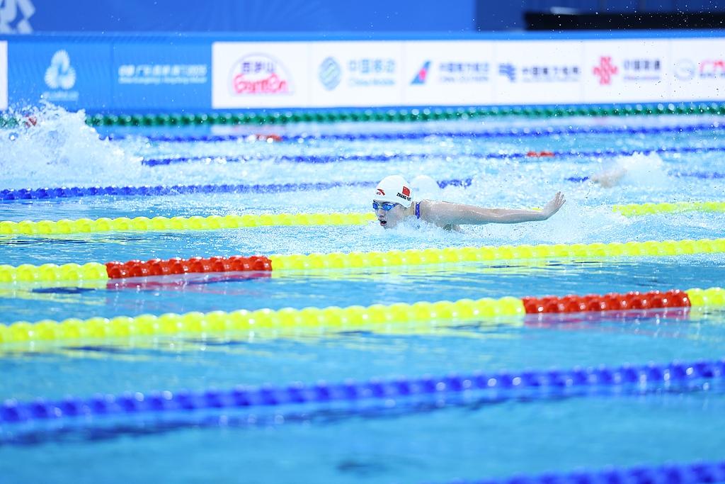 “蛙王”“蝶後”登頂！全運會泳池“大戰”再誕生四金