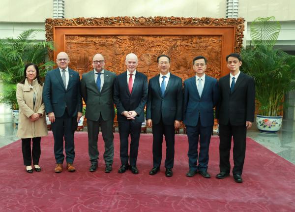 外交部副部長馬朝旭會見加拿大副外長莫里森