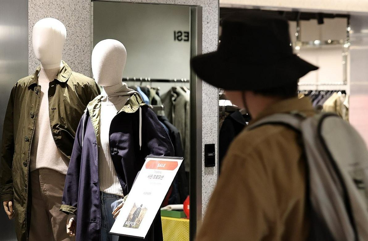 韓媒：收到“虛假炸彈威脅”，首爾一百貨商場影院約100人被疏散