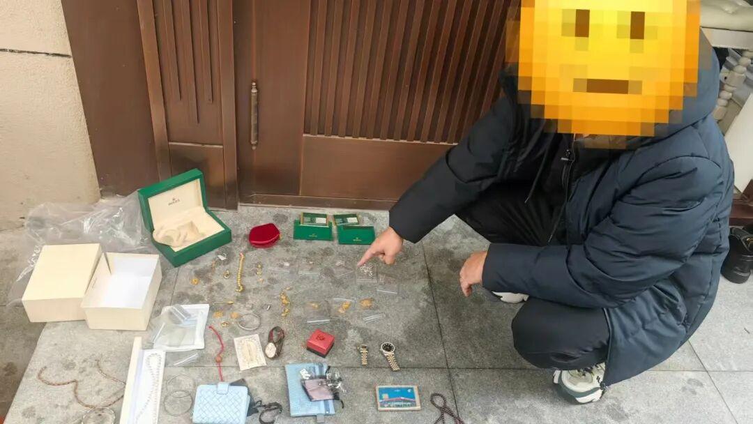 咋想的？？？安徽一男子偷走鄰居70萬財物後，又主動報警……