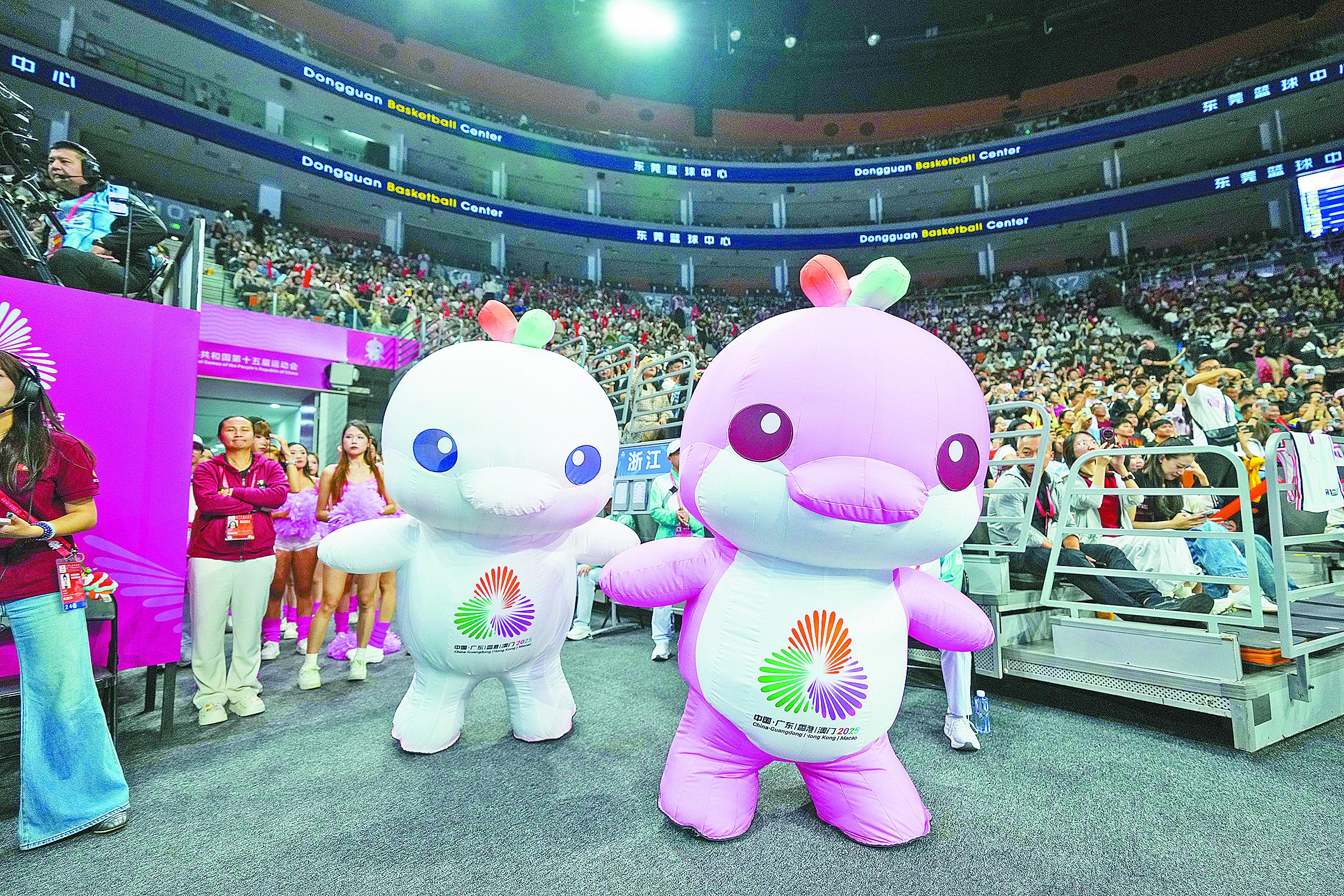 初探全運，場內場外感受“體育熱”