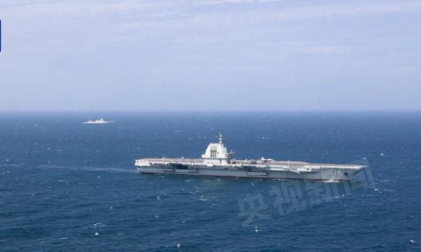 現場畫面！直擊福建艦入列後首次海上實兵訓練