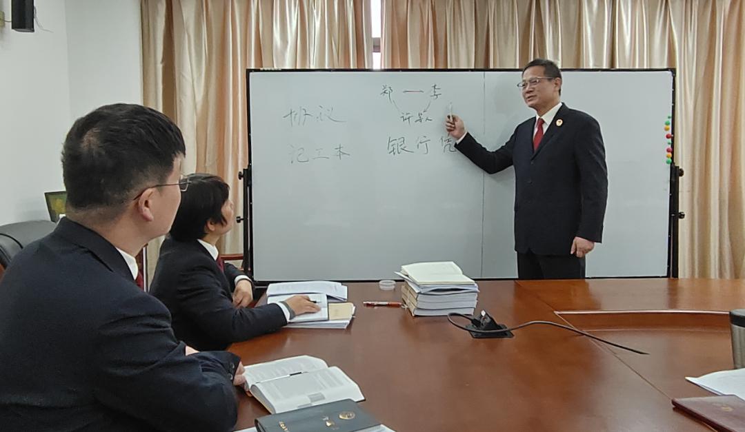 工地出事8天后，他竟簽下“承包協議”！高空墜亡誰之過？