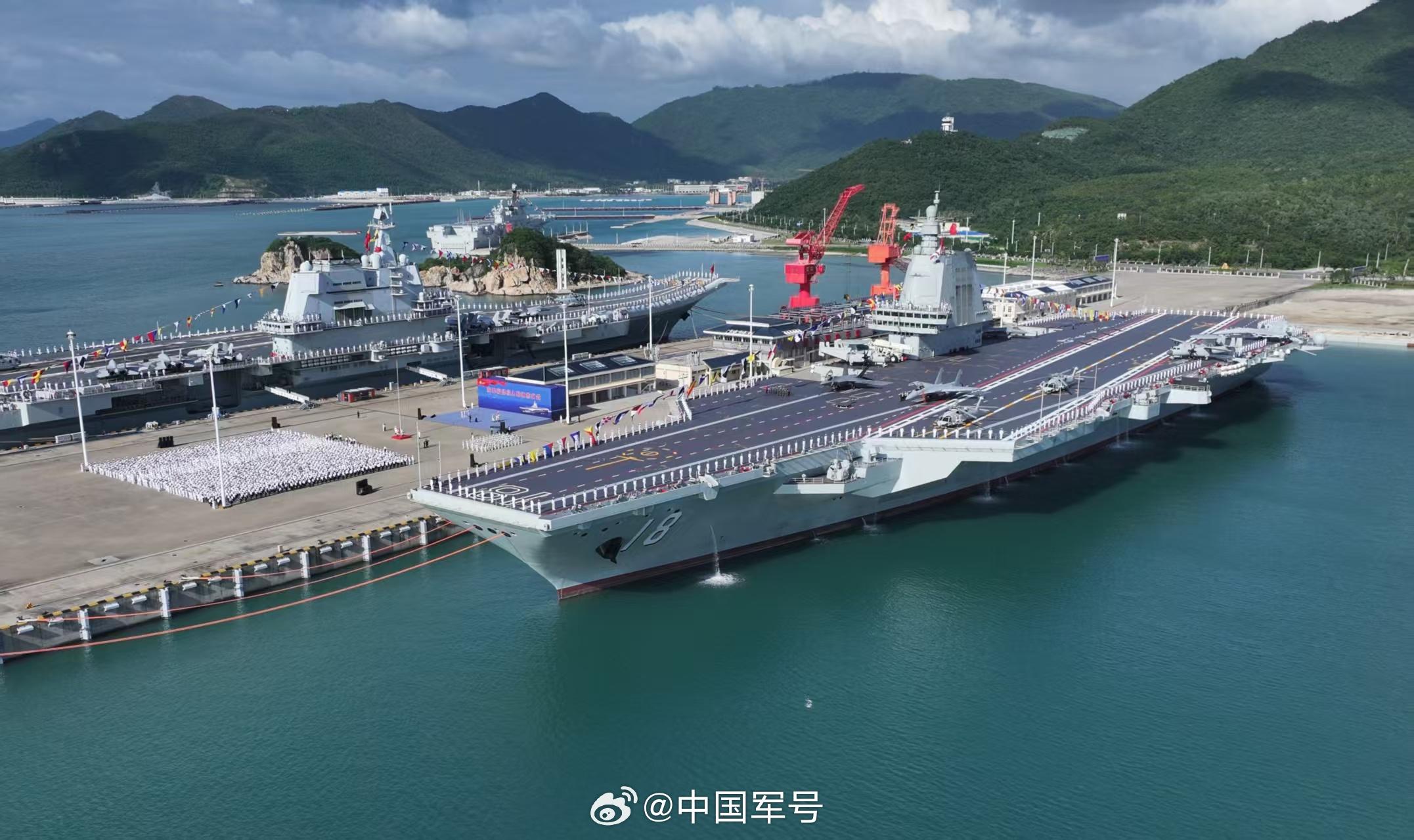 海軍新聞發言人就福建艦入列有關問題答記者問